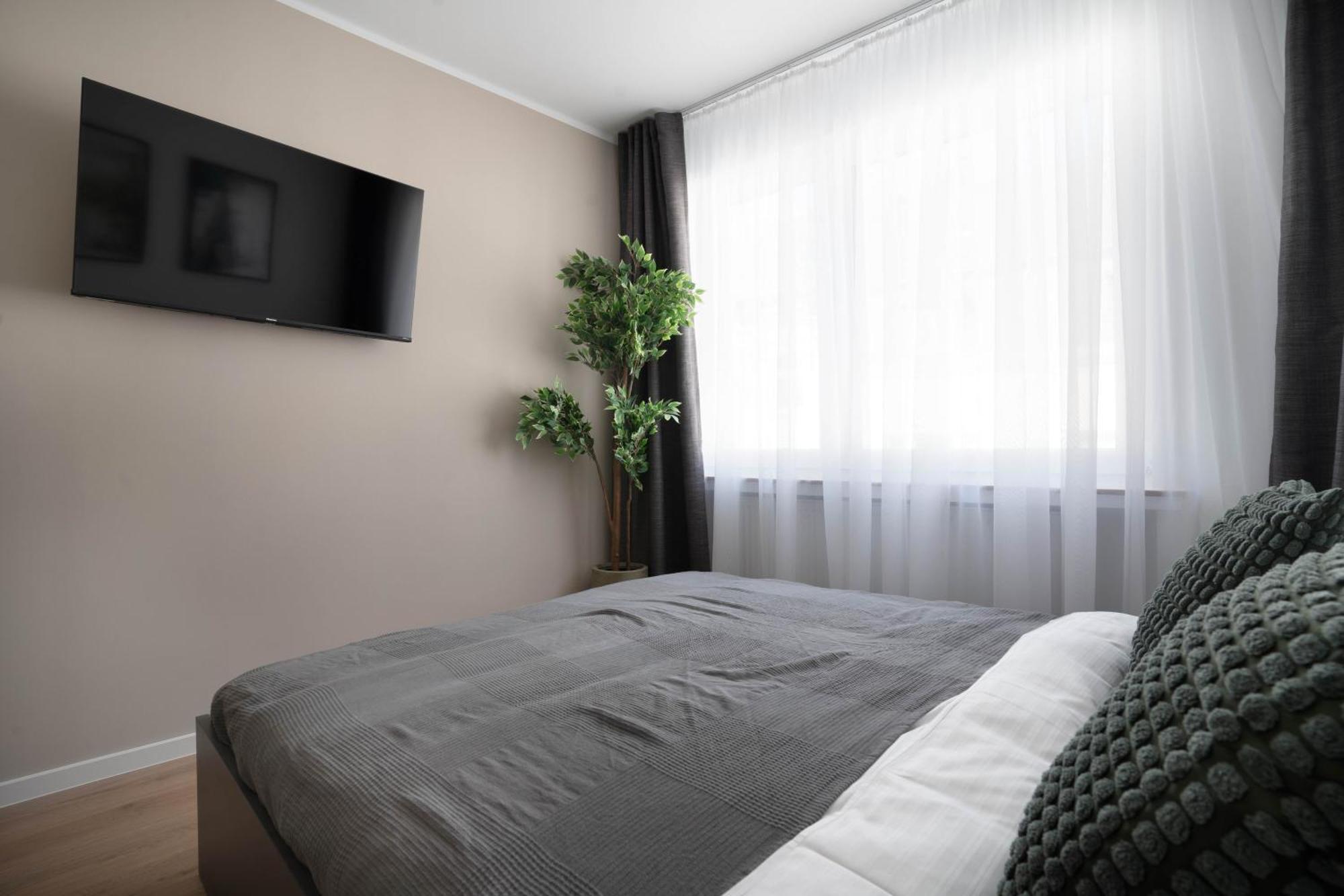 Central Bonn Apartments I Private Parking I Home2Share Bagian luar foto