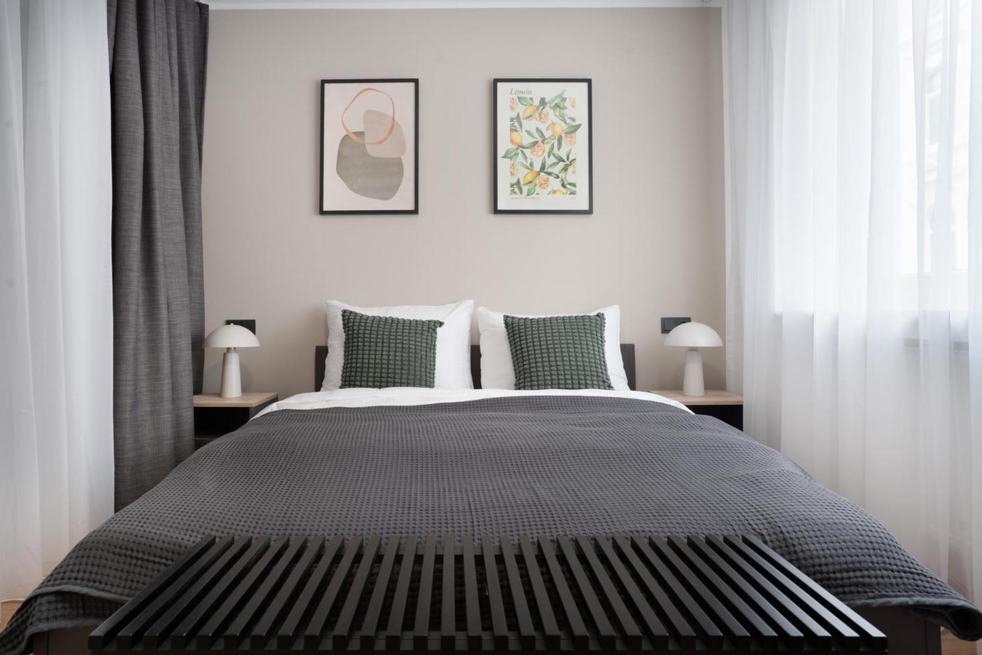 Central Bonn Apartments I Private Parking I Home2Share Bagian luar foto