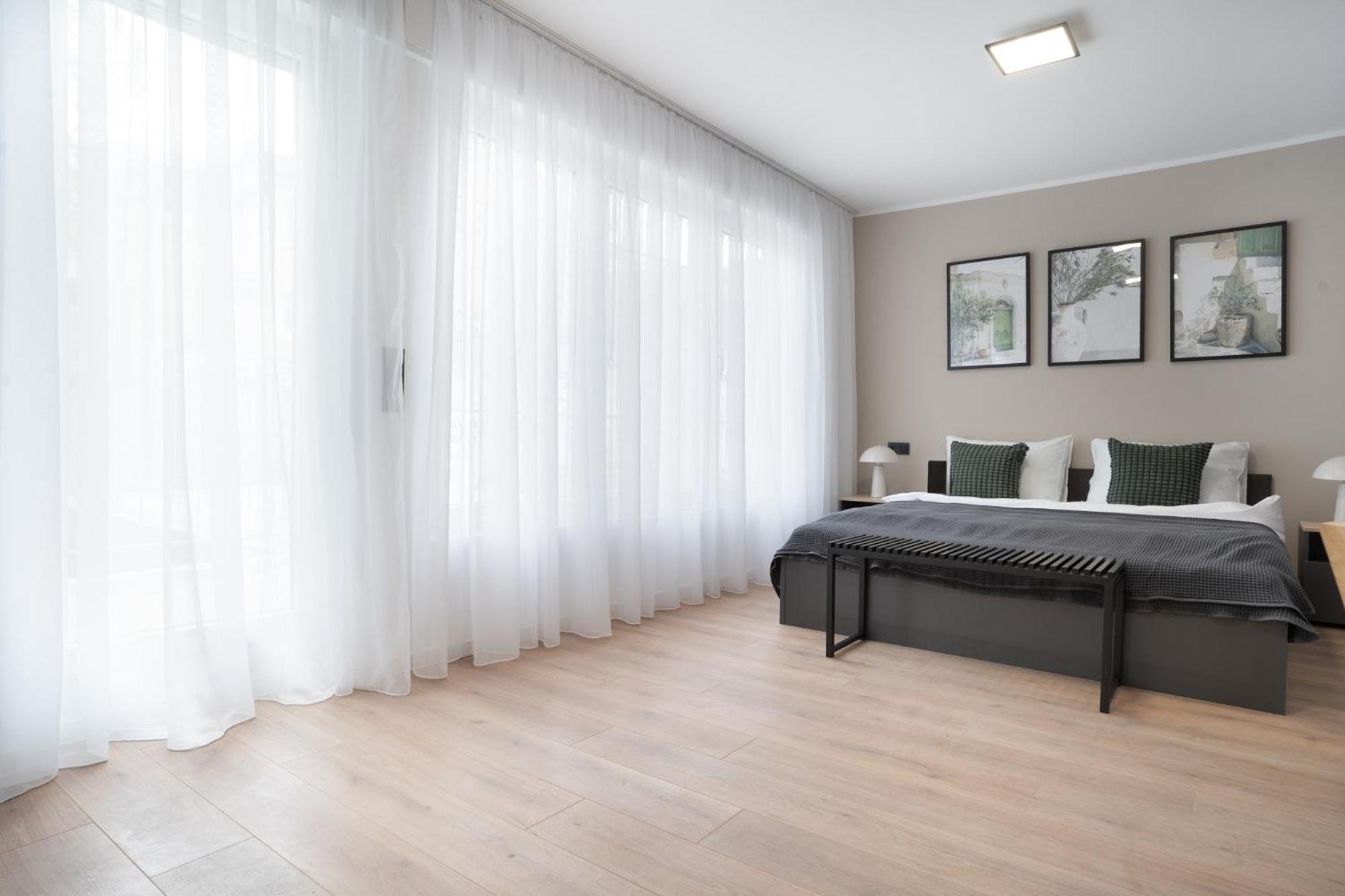 Central Bonn Apartments I Private Parking I Home2Share Bagian luar foto