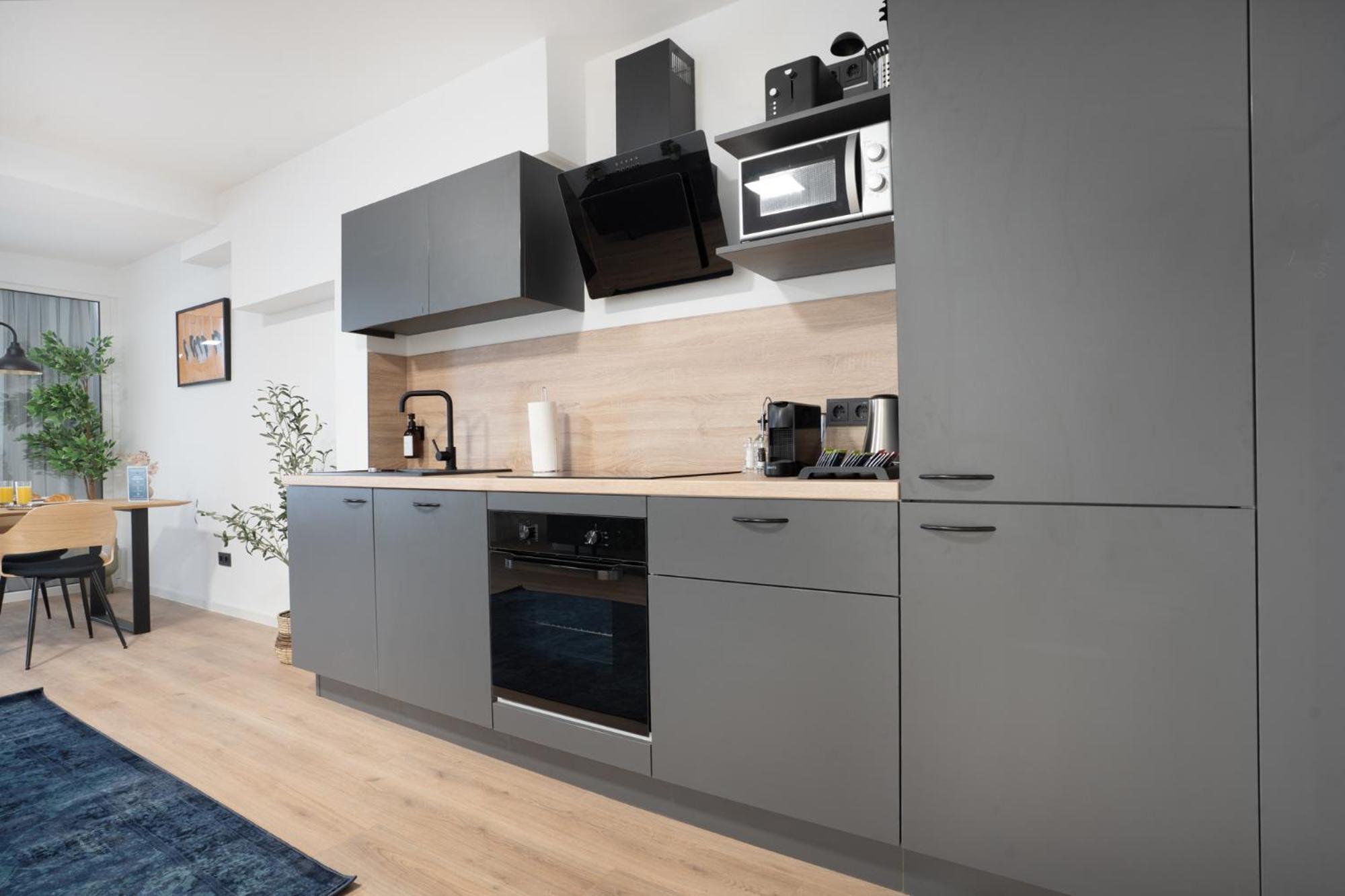 Central Bonn Apartments I Private Parking I Home2Share Bagian luar foto