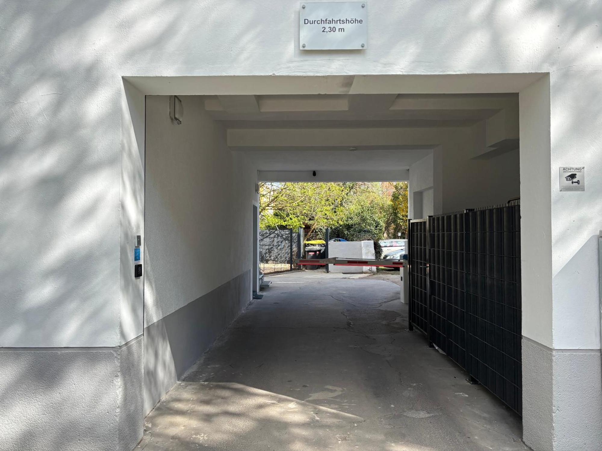 Central Bonn Apartments I Private Parking I Home2Share Bagian luar foto